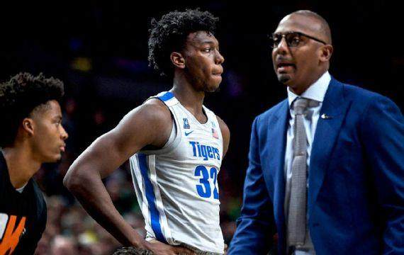 vip 注册地址-便士帮助勇士培养怀斯曼 与科尔合力打造榜眼